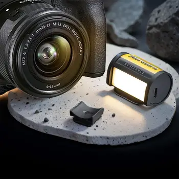 Mini-Magnetblitz mit Kaltschuhhalterung zum Schießen, Fülllicht, Nachtszene, Beleuchtung, USB wiederaufladbar